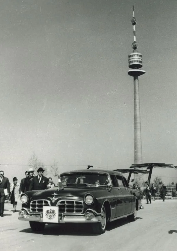 Bau des Donauturms von 1962 bis 1964